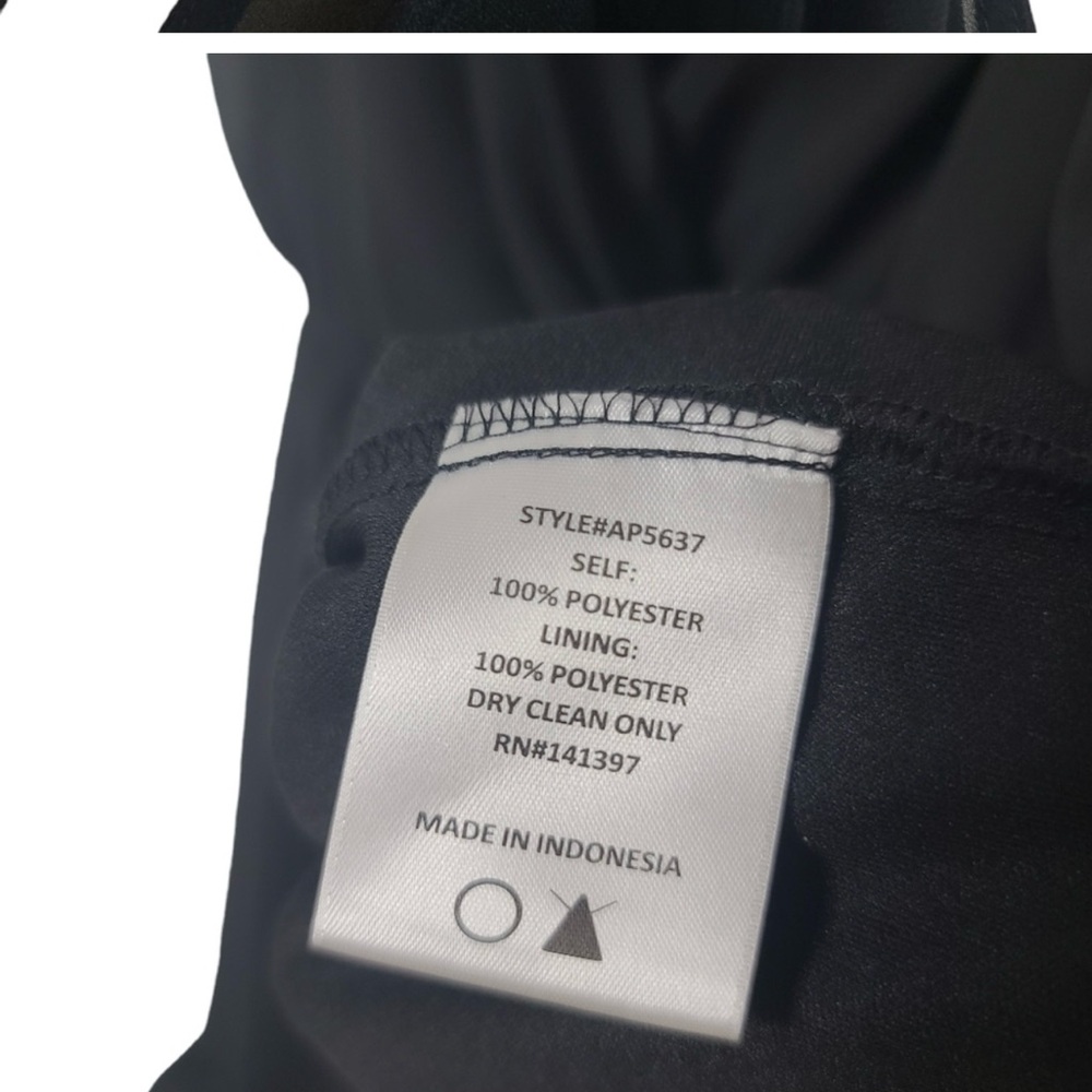ASTR XS BLACK ROMPER - Picture 4 of 6
